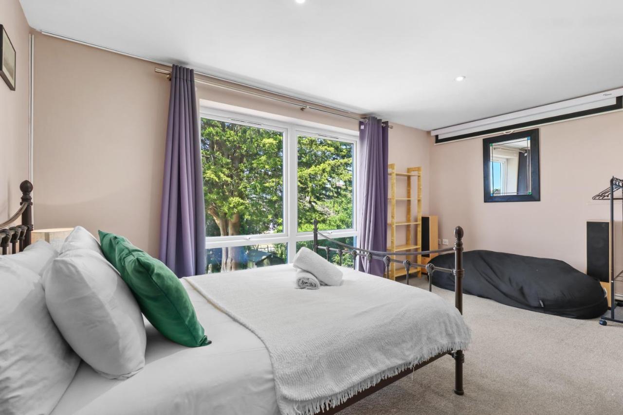 Modern House With Parking Buisness And Leisure Villa Brighton ภายนอก รูปภาพ